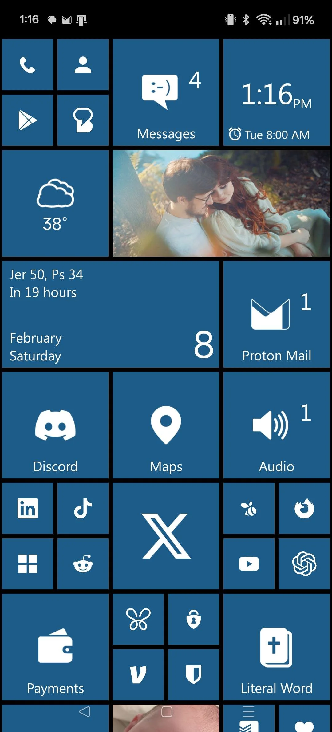 My Android home screen, featuring live tiles similar to Windows Phone thanks to the Square Home launcher.